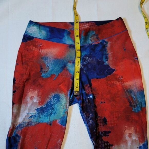 Reebok Red and Blue Athletic Capris Size Small - Picture 2 of 6